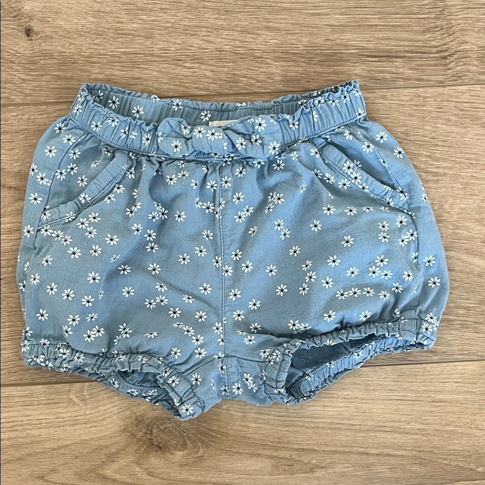 Charming Blue Daisy Kids Shorts
